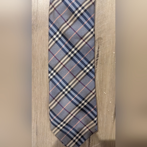 Burberry Men's Tie - Picture 2 of 3